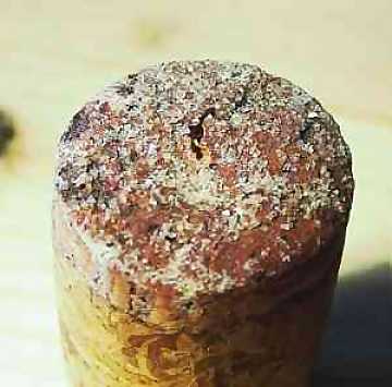 Deposit of tartrates on a cork