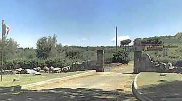 L'ingresso dell'azienda agricola Castel de Paolis