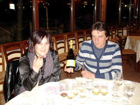 Donatella and Mario Gatta together with their Franciacorta Extra Brut Molenèr 2000