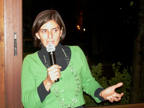 Sara Carbone during one of her speeches