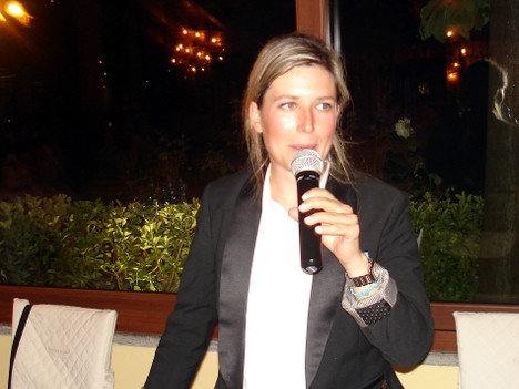 Silvia Baratella during one of her speeches