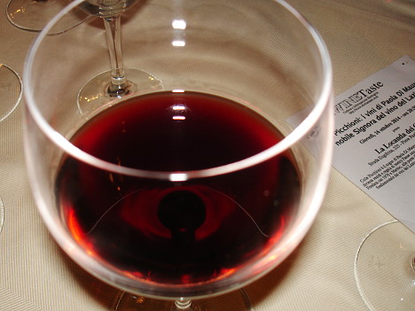 Bordelaise blend becoming class and elegance: Il Vassallo 2011