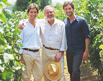 Dr. Giuseppe Benanti and his sons in
their vineyard