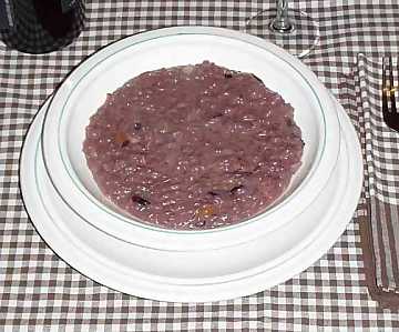 Red wine risotto: creamy, colored and tasty!