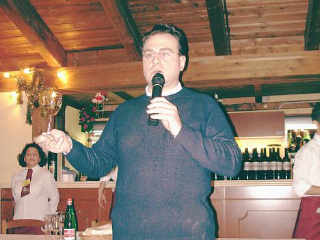 Antonello Biancalana durante la degustazione di Antinoo 2004