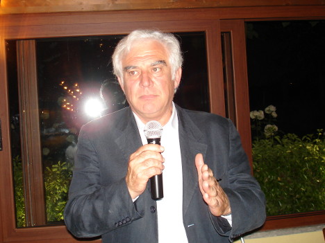 Corrado Bottai durante uno dei suoi interventi